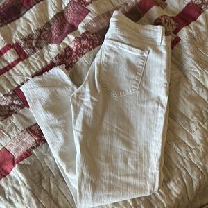 Abercrombie & Fitch White super skinny ankle mid rise jean